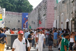 Unha imaxe do recinto da Feira este domingo, derradeiro d&iacute;a