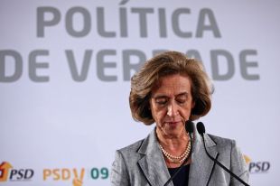 Ferreira Leite reco&ntilde;eceu que non obtivo bos resultados