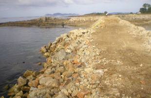 Mentres ACE asegura que est&aacute; nas mans do concello paralizar as obras, o BNG asegura que fai todo o legalmente pos&iacute;bel