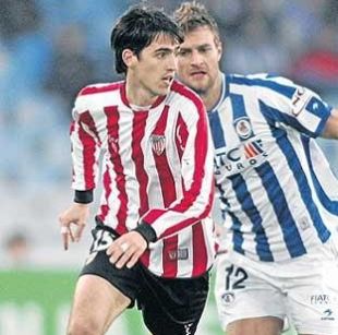 Case todo o cadro de xogadores do Athletic, tam&eacute;n Andoni Iraola (na imaxe), asinan este comunicado