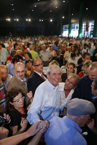 Touri&ntilde;o est&aacute; estes d&iacute;as na Arxentina. Na foto, nun mitin en Bos Aires