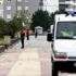 A Polic&iacute;a inspecciona a praia de Laredo / Foto: Deia