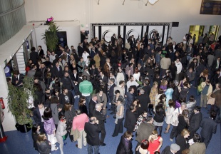 Entrada do Pazo da Cultura de Nar&oacute;n na noite de entrega dos Premios Mestre Mateo