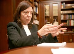 S&aacute;nchez Pi&ntilde;&oacute;n terzou na pol&eacute;mica