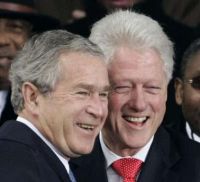 Bush e Clinton est&aacute;n na lista
