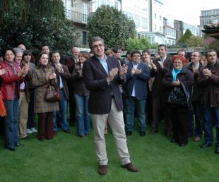 Carlos Aymerich o pasado mes de abril na presentaci&oacute;n da candidatura &aacute; asemblea extraordinaria do BNG