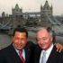 Ch&aacute;vez e Livingstone, nunha visita do primeiro a Londres
