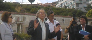 O Nobel P&eacute;rez Esquivel durante a s&uacute;a visita a Cangas en apoio dos veci&ntilde;os