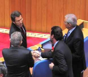 O presidenci&aacute;bel Feijoo sa&uacute;da a Anxo Quintana
