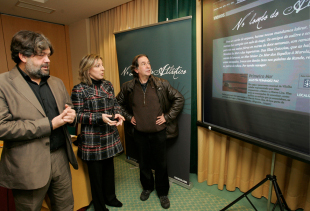 Lois Rodr&iacute;guez, Carmen Gallego e Suso de Toro, este venres na presentaci&oacute;n