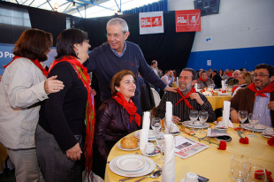 Imaxes do acto de Emilio P&eacute;rez Touri&ntilde;o en Ames, este martes