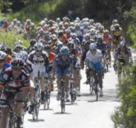 O pelot&oacute;n nas estradas portuguesas durante a Volta ao Alentejo