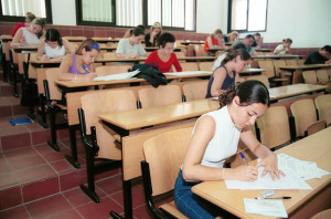 As oposici&oacute;ns poderanse facer integramente en castel&aacute;n