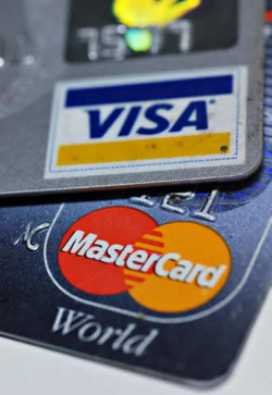 As comisi&oacute;ns que as entidades bancarias cobran por tarxeta medraron considerabelmente no &uacute;ltimo ano