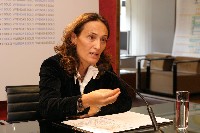 A conselleira de Vivenda, Teresa T&aacute;boas