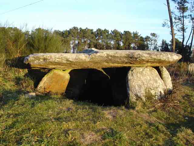 M&aacute;moa de Pedra da Arca