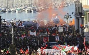 Manifestaci&oacute;n en Marsella