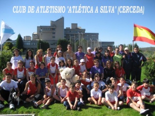 Moitos dos membros do clube, este ver&aacute;n en Compostela (mascota inclu&iacute;da)