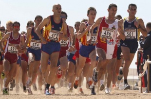 Sa&iacute;da do absoluto masculino de cross