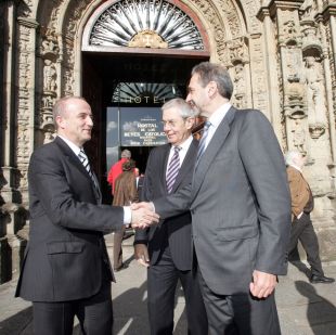 O ministro de Industria, Miguel Sebasti&aacute;n, con Touri&ntilde;o e co conselleiro de Econom&iacute;a, Fern&aacute;ndez Antonio