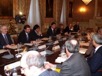 Participantes na Comisi&oacute;n Mixta, este martes en Madrid (clique para ampliar)