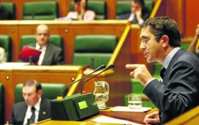 Patxi L&oacute;pez relevar&aacute;, tras a sesi&oacute;n de investidura desta terza feira, a Juan Jos&eacute; Ibarretxe como lehendakari