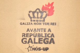 Algunhas imaxes da campa&ntilde;a de solidariedade cos catro independentistas
