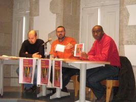 Na conferencia de prensa, de esquerda a dereita, Ion Stan, Miguel Frn&aacute;ndez e Irama Faty