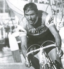 O premio ded&iacute;caselle a Joaquim Agostinho