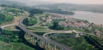 A autoestrada presenta irregularidades no firme e na sinalizaci&oacute;n