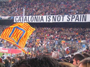 O ambiente das bancadas nos partidos de Catalu&ntilde;a