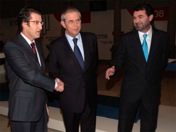 Sa&uacute;do protocolario xusto antes do debate